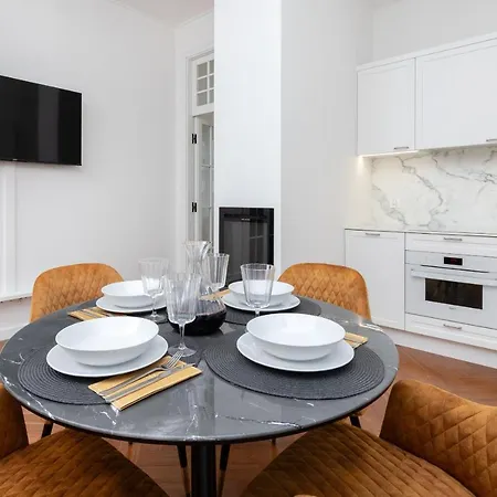 Stylish & Trendy Browar Gdanski By Renters