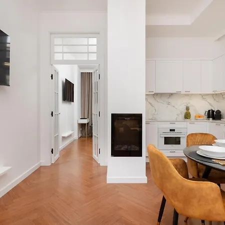 Stylish & Trendy Browar Gdanski By Renters 4*